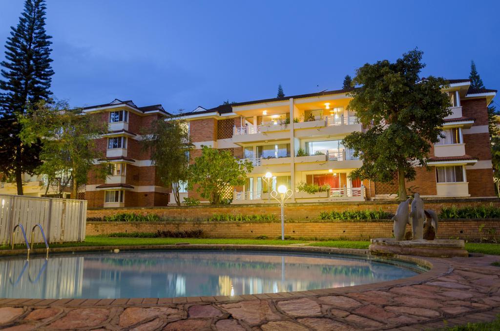 Golf Course Apartments Kampala Exterior photo